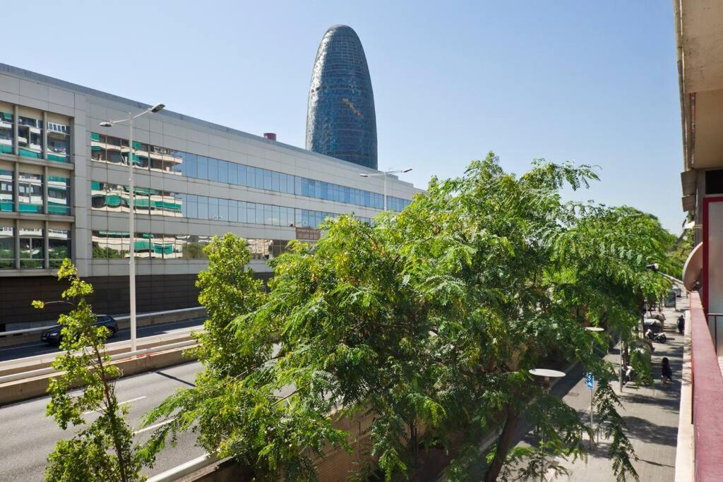 Appartamento Glorias:Sagrada Familia 15 Minutos - Playa 20 Minutos Barcellona Esterno foto